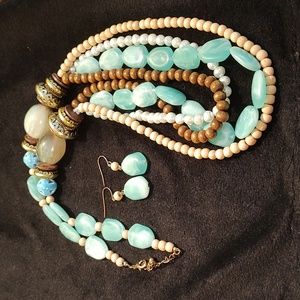 Chunky Necklace w/earrings